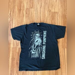 Smashing Pumpkins Zeitgeist Tour shirt 2007
Men’s XL
Vintage and authentic
